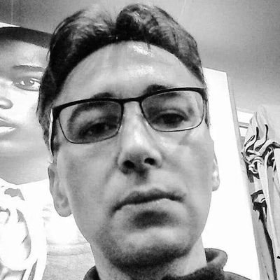 Ich habe keine Lust mehr auf eure Machtkämpfe, Streitereien &
Diskussionen. Die letzten Jahre habe ich gelernt, mich zurückzulehnen und zu genießen.