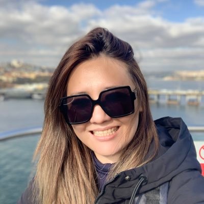 Bermet_sydyk's profile picture. Love technology