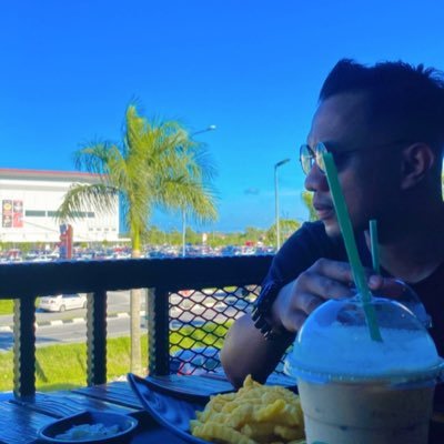 akhramwan's profile picture. 🛵Vespa Is My Soul 🇮🇹       Kelantanese 🇲🇾