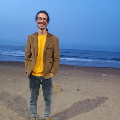 Physics student at USTHB, I am interested in modern technologies.
