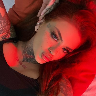 tattooedgal_'s profile picture. 💖back-up💖
🆓Enjoy 1 month of FREE access😘
🆙Onlyfans 18+ Content below👇