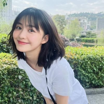 ChanSol98's profile picture. someone you don't know