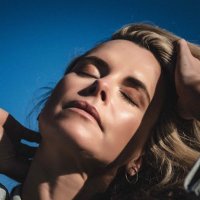 Holly Wild (@hollywildmusic) 's Twitter Profile
