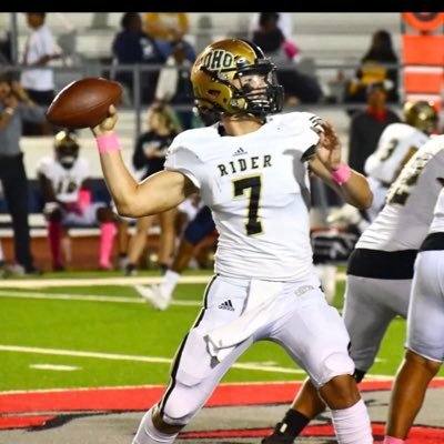 Quarterback ‘23 | Wichita Falls Rider | 6’1 |195lbs |4.0 GPA| 4.6 40 | 1st Team All District |