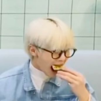 beanpaste21's profile picture. 