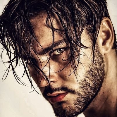 hhzz_hh's profile picture. لا شيء يستحق العناء