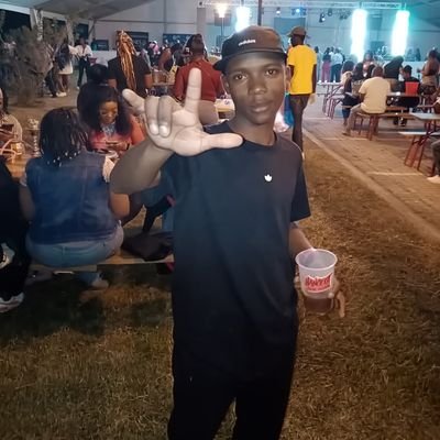 Kamogel54840076's profile picture. Introvert🤫...
Young, Gifted & Black✊...
King Of The Youth👑...
Too School For Cool😎...