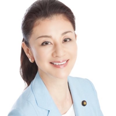 日本維新の会・全国比例代表参議院議員2期。予算/決算/農林水産/復興特/国交の理事。看護師保健師/東日本震災地医療支援「きぼうときずな」創設者。キャスター•女優を経て、40代で聖路加看護大学を受験。東京大学大学院保健学博士号取得。都内の心療内科に勤務したのち立候補 https://t.co/oMEQR6sQb9