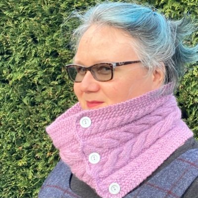Knitting designer, knitting tutor, inspired by & living in Wales, plant-based food, use/wear wool. She/her,happily married lesbian🏳️‍🌈 @KathAndrews@toot.wales