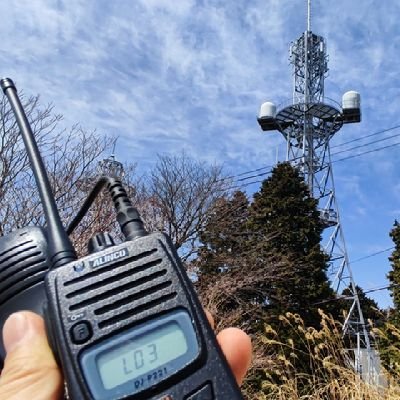 JR2EDC's profile picture. 愛知県新城市、JR飯田線沿線在住の介護福祉士。愛車はジムニーJA11と軽トラ。H21年に4級・3級の免許を取得するも13年経過、R4年にようやく初交信❗知識は浅く、万年へっぽこ初心者。所有機はハンディ（VX-8D・VX-3）、特小、デジ簡、デジコミ。登山やサイクリングしながら、ゆるりと移動運用を楽しみたいです☺