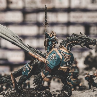 Ofertas en miniaturas, rol y mas.