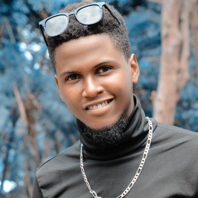 GOD'S SON, MUSICIAN / FASHIONISTA/ PARRE AMBASSADOR /GUITARIST/ BADDEST SONGWRITER I KNOW
LOVE is all i spread from AM to PM
https://t.co/YUnuDcixee
