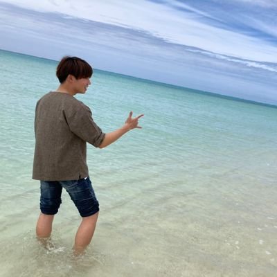 Falhiko_4649's profile picture. 大学アカでさえない。人生アカ
星稜→筑波　社工（pops）18
つくばフォーク村45代元会計（OB)ハッカーはあだ名です。ハッキングはできません。