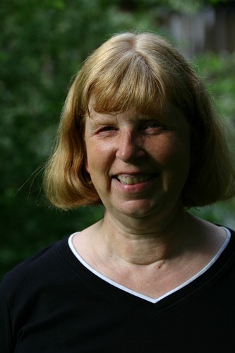 Writer of MG. Reader of everything. VCFA grad. Educator. Birder. Knitter. Baker. Vermont. Represented by @KaninMona @GreatDogLit.