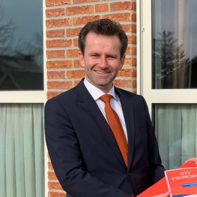 Getrouwd @wilmakleinp, 2 zonen en 2 dochters, fractievz @elburgsgp, directeur bij https://t.co/fFziMLjvbM, zeiler.