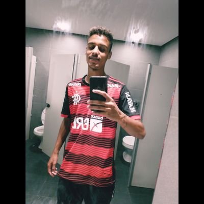 Educação Física - Unisanta
20 anos
🇧🇷/🇮🇹
Flamengo 🔴⚫