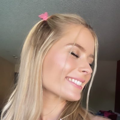 Caitielou24's profile picture. 