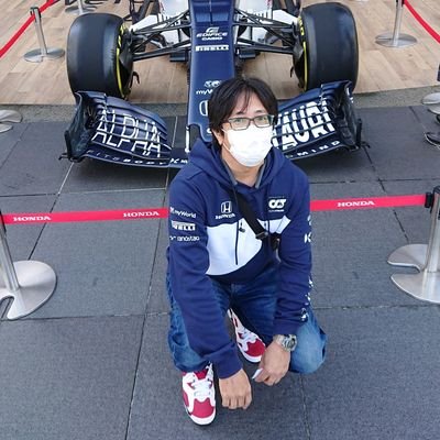 スニーカー大好き 😍ヤッター教の信者。
スニーカー収集
(ジョーダン VIが多い) US9・9.5
将来は古民家で犬とスニーカーに囲まれて
ノンビリ暮らしたい
一応80スープラ乗り(実家に絶賛放置中)
試され過ぎる大地
北海道( 旭川 ) 出身
