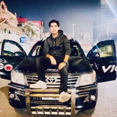 Mubashir__here's profile picture. Sinners to play as Saints🍻