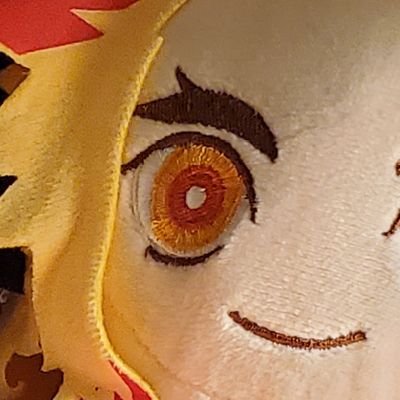 siyoundraws's profile picture. inactive here... new acc @yoon_doodles 👍