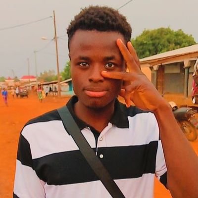 LiyyougO's profile picture. Artiste