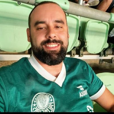 Brazil
@SEPALMEIRAS
corneta! só falo de futebol!!