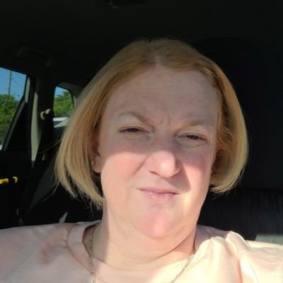 nicolecrews's profile picture. 