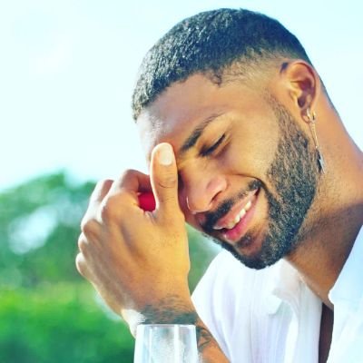 manuelmorejon18's profile picture. there is only one king and that is me