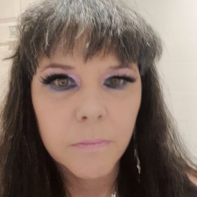 marytynan's profile picture. #pwME #OnlineArts specialist #actor #director #creative #Gaeilgeoir #writer #coder #Art Dir of https://t.co/BXp42wCbCT #PG Student #queer