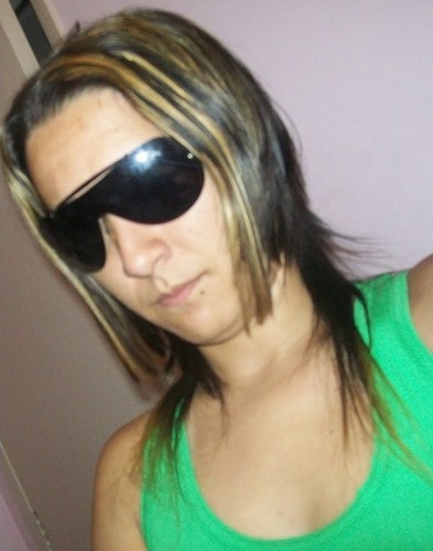 ~• cada um sabe de mim a parte que lhe cabe , ou o tanto que merece •~