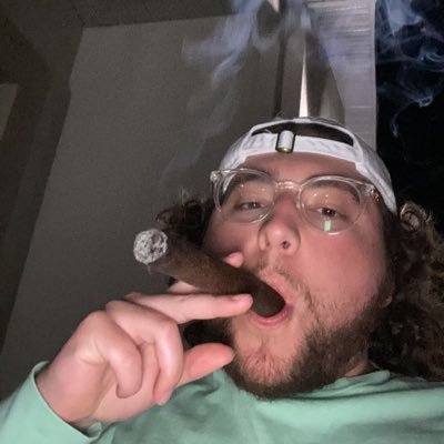 zachrez7's profile picture. .