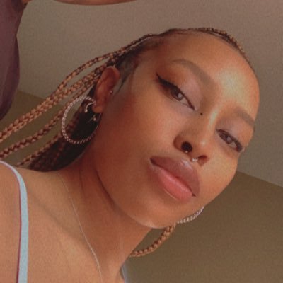 🌱11:13🌱 | Writer | English Teacher | PR & Journalism | Ig: ke.amogetsoe | Dancer | Thrift Owner | Slight Gym Fanatic | 📩: keamogetsoe.mgqweto1113@gmail.com