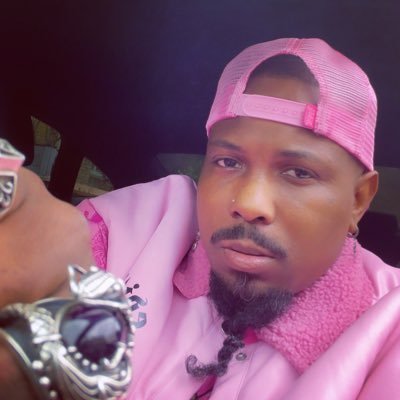 PinkMayne's profile picture. 🌱𝚅𝚎𝚐𝚊𝚗 ♏️ 𝚂𝚌𝚘𝚛𝚙𝚒𝚘 🇬🇧Lᴅɴ/Lᴀ🇺🇸 •Sᴏɴɢᴡʀɪᴛᴇʀ •Pʀᴏᴅᴜᴄᴇʀ •Vᴏᴄᴀʟ Eɴɢɪɴᴇᴇʀ •Cʀᴇᴀᴛɪᴠᴇ Dɪʀᴇᴄᴛᴏʀ / A&R