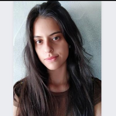 amandxbeatriz's profile picture. 