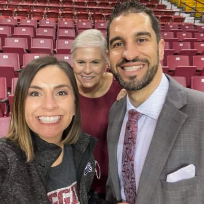 Associate Head Coach for Mississippi State 🐶🏀 @HailStateMBK. Darlene's husband, Mia and Maci’s dad.....what an unbelievable life!! IG:coachjmiller