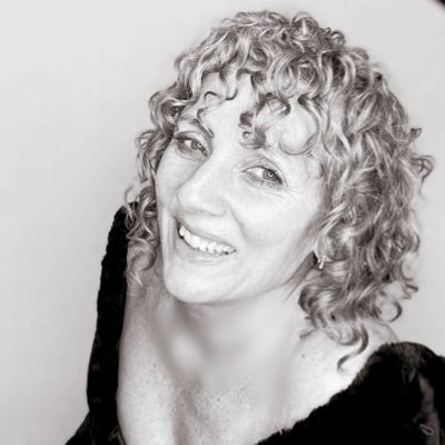 Curly hair expert, educator & author
