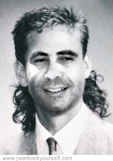 Jacapot's profile picture. Ligado na modernidade sem esquecer o nosso passado, ou melhor, gosto tanto de videogame como de escutar o radinho de pilha. Blz?