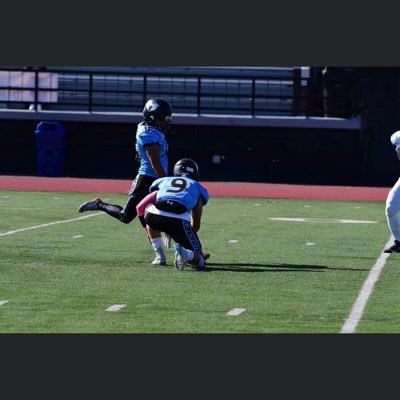 Place Kicker/ punter for the GTA Grizzlies / 20 years old/ 5’9 185 lbs Right footed electrical apprentice 🇨🇦 barahonajorge@icloud.com