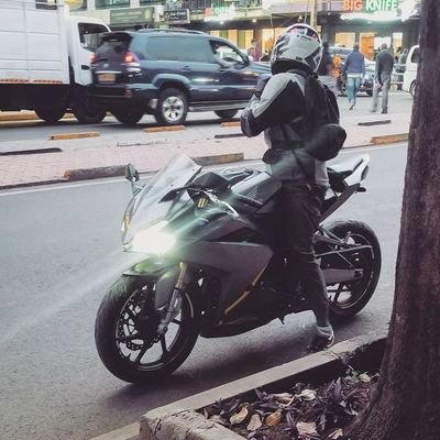 Adrenaline junkie ✌🏾
Manchester ❤️
Motorcross Enthusiast 🤟🏾
#bikerspaceke