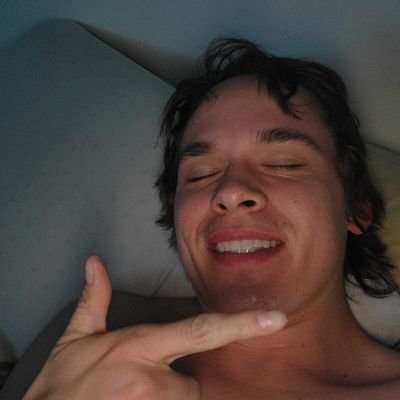 clarwizaj's profile picture. Just a man on a mission that chills