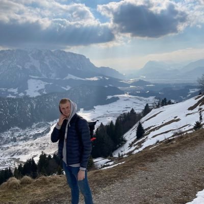 Paulewitsch's profile picture. ein smarter Typ von nebenan