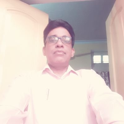 DrMahendraNara2's profile picture. नये आग़ाज़ से मैं इत्तेफाक़ रखता हूँ
इस तरह मजबूत इरादों को साथ रखता हूँ

(प्रवक्ता ,कवि , लेखक , गायक)