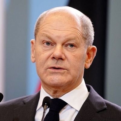 russian0's profile picture. кормлю рыб