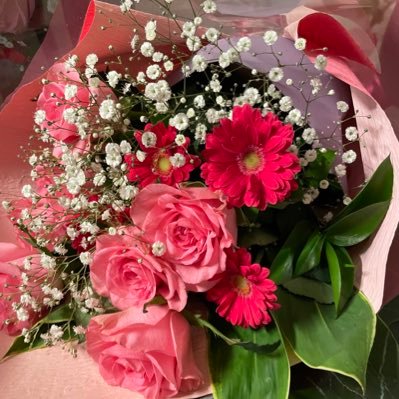 59WZSxdqqfZx8Vg's profile picture. 