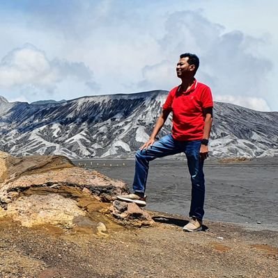 fadloerobby's profile picture. 