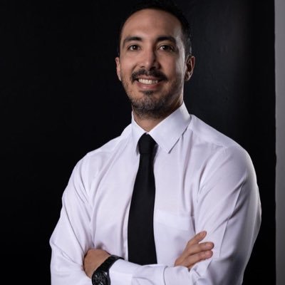 LOJANO •Politólogo •Mg en Comunicación y Marketing Político 👨‍🏫 • Piloto 🏎 • Actor 🎬🎭 Gobernador de la Provincia de Loja 🇨🇴 2017-2019