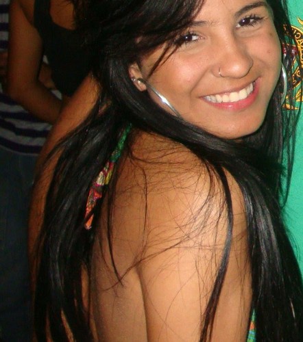 - vale ressaltar, que as facilidades perdem o valor. Afinal; sofrer, recomeçar, sonhar, são ingredientes do amor!