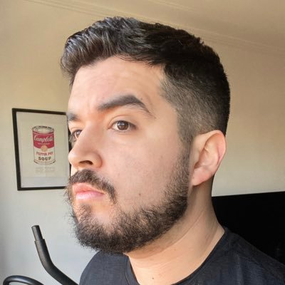 (Podcast + Tecnología ) / (comedia + Ingeniería) = TechRapia