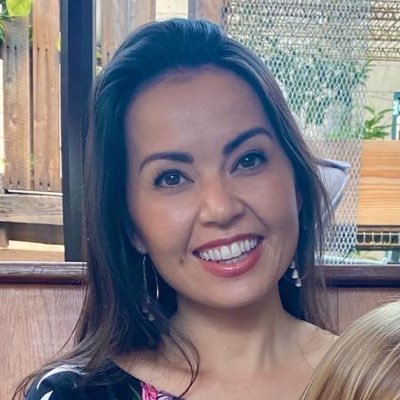 💕Mom 📝📹📺 Journalist 👩🏻‍🎓Yale/UC Berkeley grad 🌉SF born 🤙🏼Big Island raised 🌟