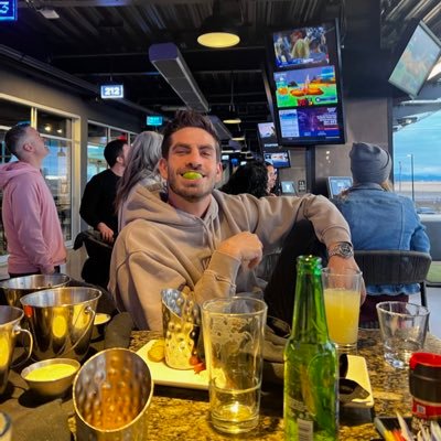 geffin247's profile picture. 